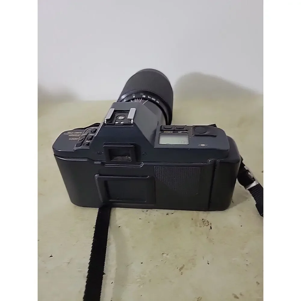 Canon T70 35mm SLR Camera with 70-210mm Lens Power Tested
